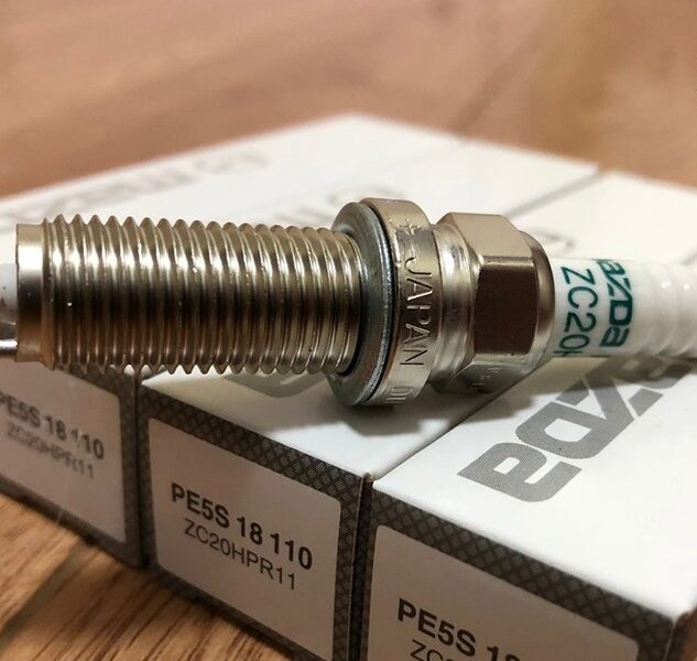 Mazda Spark Plugs Pe5s 18 110 (Zc20hpr11)